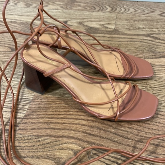 & Other Stories Leather Lace Up Heel Sandal - Size 38 / 8 US - Picture 4 of 6